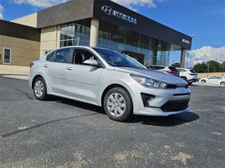 Used 2022 Kia Rio S image 1