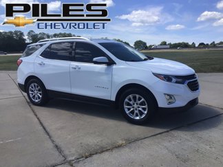 Used 2018 Chevrolet Equinox LT w/ Sun & Infotainment Package image 1