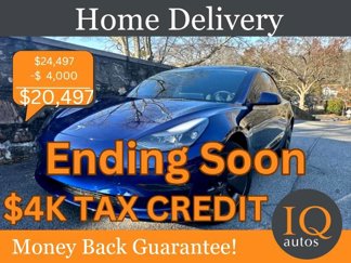 Used 2022 Tesla Model 3 Standard Range image 1