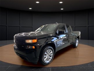 Used 2020 Chevrolet Silverado 1500 Custom w/ Custom Value Package image 1