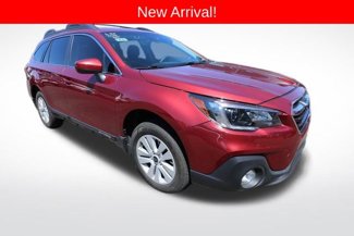 Used 2019 Subaru Outback 2.5i Premium image 1