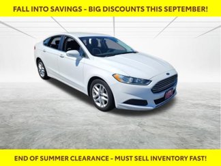 Used 2015 Ford Fusion SE image 1