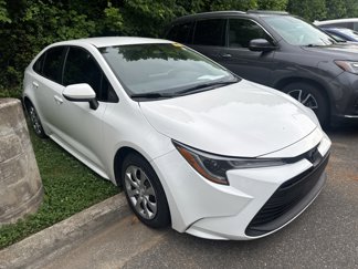 Used 2023 Toyota Corolla LE image 1