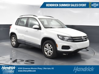 Used 2016 Volkswagen Tiguan S image 1