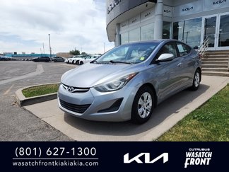 Used 2016 Hyundai Elantra SE image 1