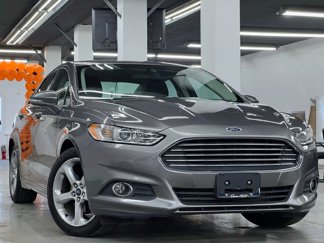 Used 2013 Ford Fusion SE image 1