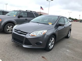Used 2013 Ford Focus SE w/ SE Winter Pkg image 1