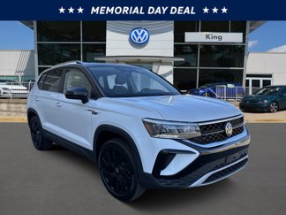 New 2024 Volkswagen Taos SE image 1