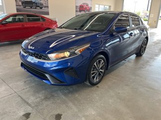 Used 2023 Kia Forte LXS image 1