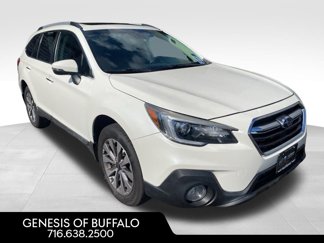 Used 2018 Subaru Outback 3.6R Touring image 1