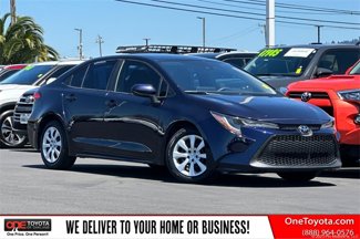 Used 2021 Toyota Corolla LE image 1