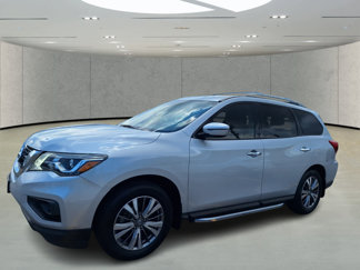 Used 2020 Nissan Pathfinder SV image 1