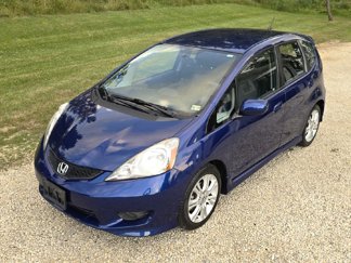 Used 2010 Honda Fit Sport image 1