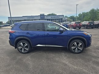 Used 2022 Nissan Rogue SL image 1