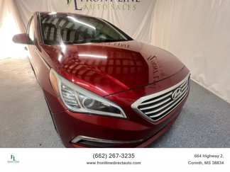 Used 2015 Hyundai Sonata SE image 1