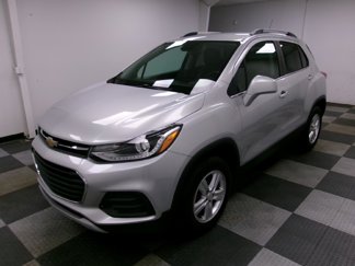 Used 2019 Chevrolet Trax LT w/ LT Convenience Package image 1