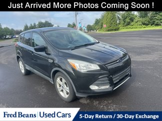 Used 2016 Ford Escape SE image 1