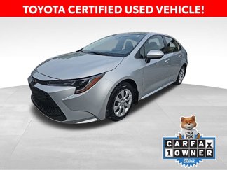 Certified 2022 Toyota Corolla LE image 1