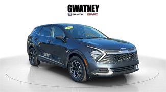 Used 2023 Kia Sportage LX image 1