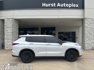 Used 2022 Mitsubishi Outlander SEL Black Edition image 1