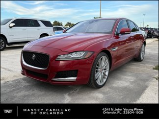 Used 2017 Jaguar XF Prestige image 1