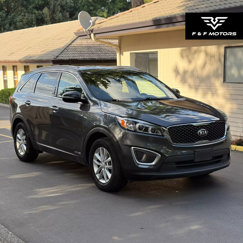 Used 2016 Kia Sorento LX w/ LX Convenience Package image 1