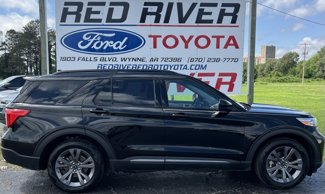 Used 2023 Ford Explorer XLT w/ Equipment Group 202A image 1