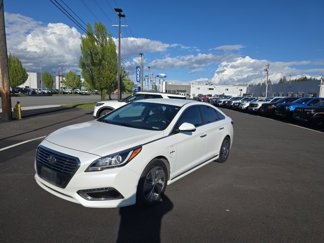 Used 2016 Hyundai Sonata Plug-In Hybrid image 1