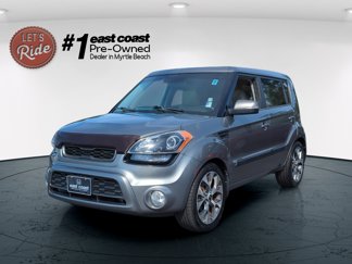 Used 2013 Kia Soul ! w/ Premium Pkg image 1