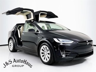 Used 2018 Tesla Model X 100D image 1