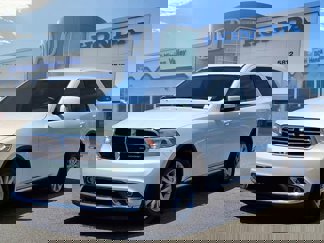 Used 2018 Dodge Durango SXT w/ 3rd Row Seating Group image 1