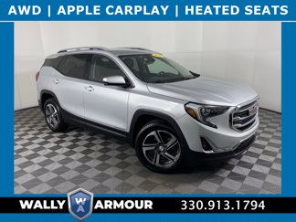 Used 2020 GMC Terrain SLT image 1