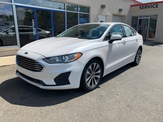 Used 2019 Ford Fusion SE image 1