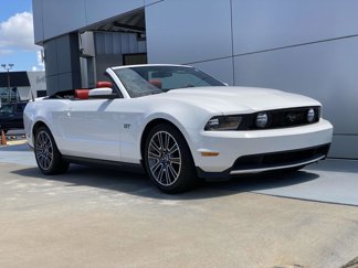 Used 2010 Ford Mustang GT image 1