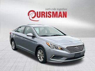 Used 2016 Hyundai Sonata SE image 1