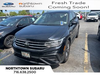 Used 2022 Volkswagen Tiguan SE image 1
