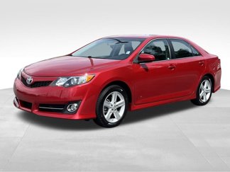 Used 2012 Toyota Camry SE image 1