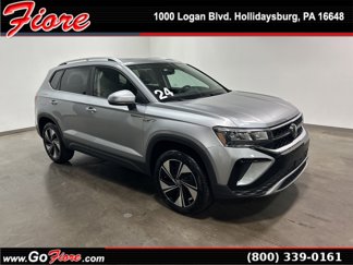 Used 2024 Volkswagen Taos SE w/ Panoramic Sunroof Package image 1