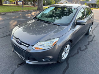 Used 2013 Ford Focus SE image 1