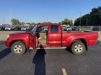 Used 2010 Toyota Tacoma PreRunner image 1