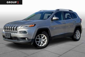 Used 2016 Jeep Cherokee Latitude image 1