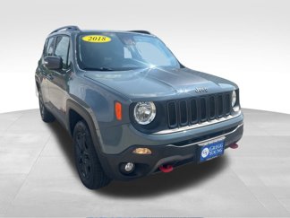 Used 2018 Jeep Renegade Trailhawk image 1