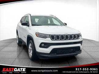 New 2025 Jeep Compass Latitude image 1