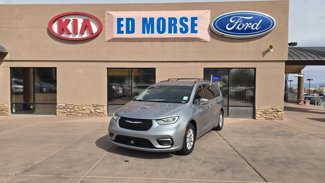 Used 2021 Chrysler Pacifica Touring-L image 1