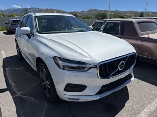 Used 2018 Volvo XC60 T6 Momentum w/ Convenience Package image 1