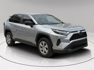 Used 2024 Toyota RAV4 LE image 1