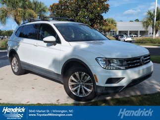 Used 2018 Volkswagen Tiguan SE w/ Panoramic Sunroof Package image 1