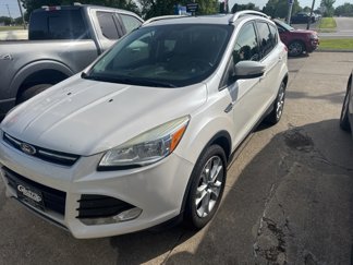 Used 2015 Ford Escape Titanium image 1