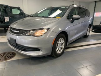 Used 2020 Chrysler Voyager Lxi image 1