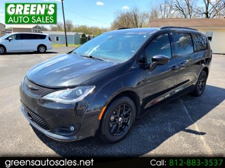 Used 2020 Chrysler Pacifica Touring-L Plus image 1
